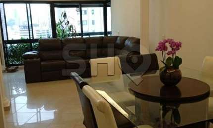 Apartamento com 4 quartos para alugar na Rua Germano Ulbrich, 184, Vila Andrade, São Paulo por R$ 7.500