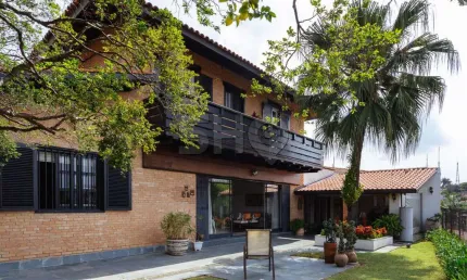 Casa com 3 quartos à venda na Rua Flávio Queirós Morais, 112, Pacaembu, São Paulo por R$ 3.500.000