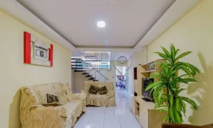 Casa com 3 quartos para alugar na Rua Albertina de Souza, 202, Água Branca, São Paulo por R$ 7.000
