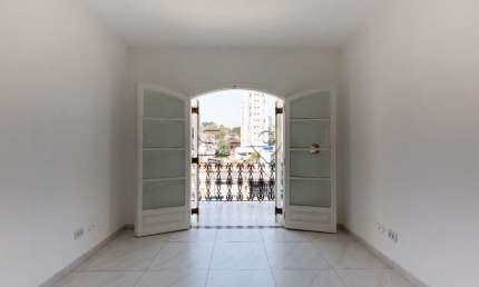 Casa com 3 quartos à venda na Rua Bárbara Heliodora, 558, Vila Romana, São Paulo por R$ 1.800.000