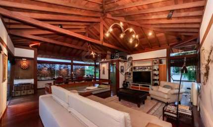 Casa com 2 quartos à venda na Rua Petrópolis, 578, Sumaré, São Paulo por R$ 3.500.000