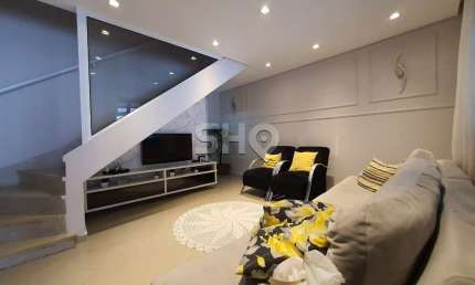 Casa com 2 quartos à venda na Rua George Samuel, 104, Jardim Mangalot, São Paulo por R$ 670.000
