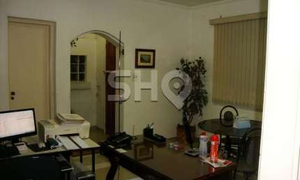 Casa com 3 quartos para alugar na Rua Padre Chico, 646, Pompéia, São Paulo por R$ 7.500