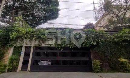 Casa com 3 quartos à venda na Rua Poconé, 525, Sumaré, São Paulo por R$ 3.795.000