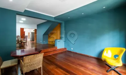 Casa com 5 quartos à venda na Rua Professora Ludovina Credídio Peixoto, 23, Vila Mariana, São Paulo por R$ 2.000.000