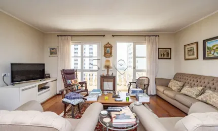 Apartamento com 3 quartos à venda na Alameda Lorena, 532, Jardim Paulista, São Paulo por R$ 2.400.000