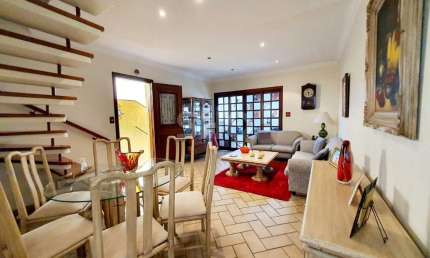 Casa com 3 quartos à venda na Avenida Itaboraí, 168, Bosque da Saúde, São Paulo por R$ 980.000