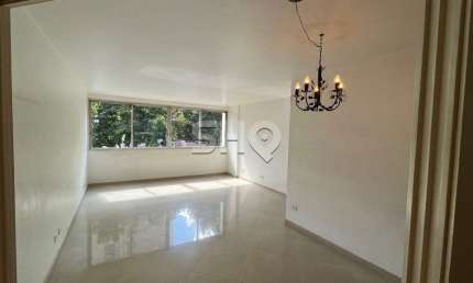 Apartamento com 3 quartos à venda na Rua Canário, 781, Moema, São Paulo por R$ 1.380.000
