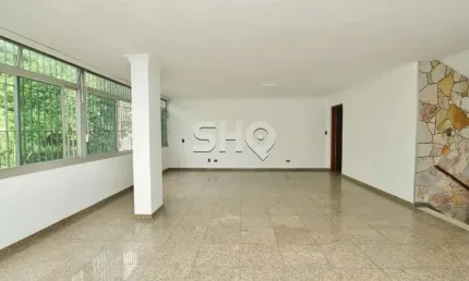 Casa com 3 quartos à venda na Rua Maria Vidal, 130, Sumaré, São Paulo por R$ 1.900.000