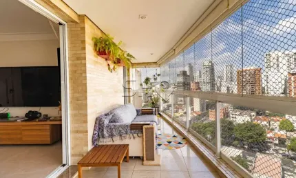 Apartamento com 3 quartos à venda na Rua Traipu, 214, Pacaembu, São Paulo por R$ 2.950.000