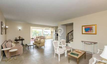 Casa com 3 quartos à venda na Rua Flávio Queirós Morais, 142, Pacaembu, São Paulo por R$ 2.500.000
