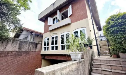 Casa com 4 quartos à venda na rua paumari, 386, vila ipojuca, são paulo, 300 m2 por r$ 1.700.000