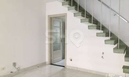 Casa com 3 quartos para alugar na Dolores Valentim De Souza, 12, Vila Leopoldina, São Paulo por R$ 5.500