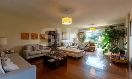 Casa com 4 quartos à venda na Madre Maria Angélica Resende, 250, Vila Madalena, São Paulo por R$ 2.700.000