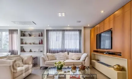 Apartamento com 4 quartos à venda na Rua Afonso de Freitas, 669, Vila Mariana, São Paulo por R$ 4.950.000