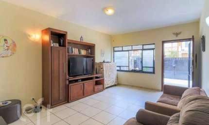 Casa com 3 quartos à venda na Rua Caetano José Batista, 182, Itaim Bibi, São Paulo por R$ 800.000
