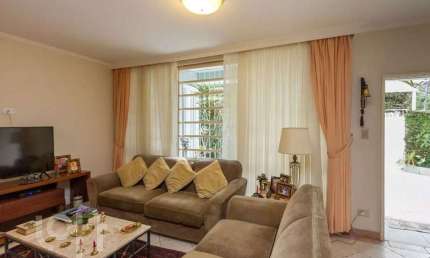 Casa com 3 quartos à venda na Rua Brejo Alegre, 9, Itaim Bibi, São Paulo por R$ 1.200.000