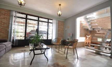 Casa com 5 quartos à venda na Rua Catileias, 11, Tremembé, São Paulo por R$ 827.000