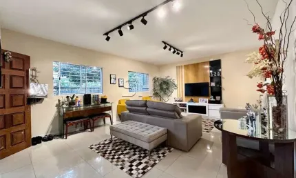 Casa com 4 quartos à venda na Rua Sales Guerra, 33, Vila Romana, São Paulo por R$ 1.389.000