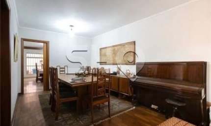 Casa com 4 quartos à venda na Miguel Rodrigues, 262, Vila Madalena, São Paulo por R$ 3.000.000