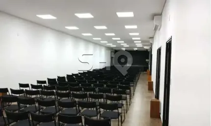 Barracão / Galpão / Depósito para alugar na Avenida Ede, 572, Vila Ede, São Paulo por R$ 10.500