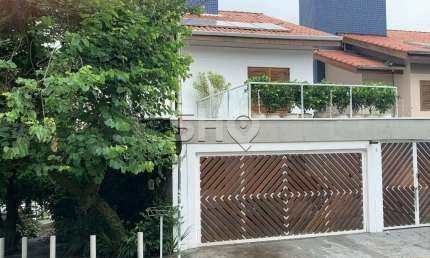 Casa com 3 quartos para alugar na Rua Turi, 110, Vila Madalena, São Paulo por R$ 15.000