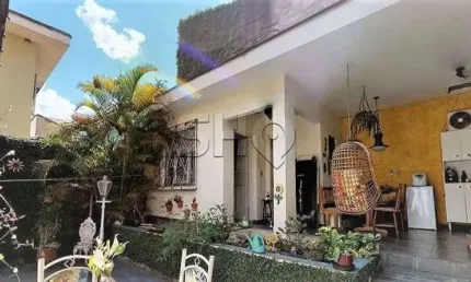 Casa com 5 quartos à venda na Rua Raul Devesa, 92, Perdizes, São Paulo por R$ 1.570.000