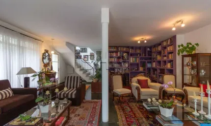 Casa com 3 quartos à venda na Rua Groenlândia, 257, Jardim América, São Paulo por R$ 4.000.000