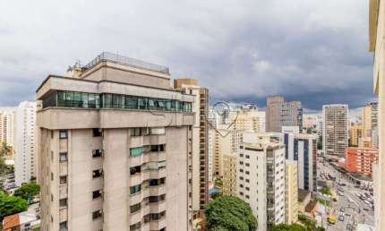Apartamento com 3 quartos à venda na Rua Araguari, 714, Vila Uberabinha, São Paulo por R$ 1.800.000