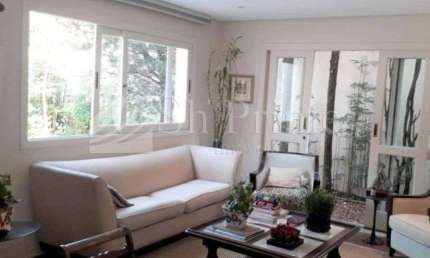 Casa com 4 quartos à venda na Rua Dona Balduína, 184, Sumaré, São Paulo por R$ 3.950.000
