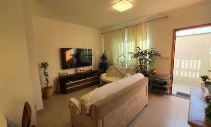 Casa em condomínio fechado com 3 quartos à venda na Rua Dona Martinha, 355, Santa Teresinha, São Paulo por R$ 550.000