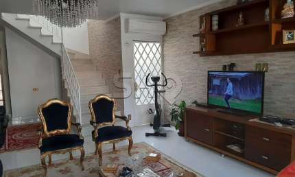 Casa com 3 quartos à venda na Rua Potenji, 437, Vila Mariana, São Paulo por R$ 1.650.000