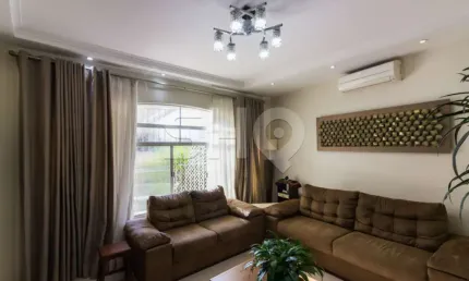 Casa com 4 quartos à venda na Rua Guararapes, 21, Lapa, São Paulo por R$ 1.750.000