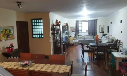 Casa com 3 quartos à venda na Rua Joaquim Nabuco, 784, Brooklin Paulista, São Paulo por R$ 1.494.000