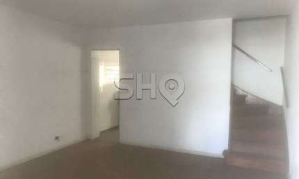 Casa com 2 quartos à venda na Rua Eugênio de Medeiros, 94, Pinheiros, São Paulo por R$ 865.000