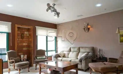 Casa com 4 quartos à venda na Caçador, 519, Vila Paiva, São Paulo por R$ 2.300.000