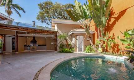Casa com 4 quartos à venda na Rua Teodoro Ramos, 227, Pacaembu, São Paulo por R$ 9.490.000