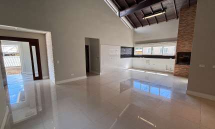 Sala comercial com 5 salas para alugar na Rua Carlos Klemtz, 836, Fazendinha, Curitiba