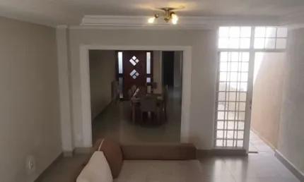 Excelente Casa Térrea de Esquina à Venda no Parque Via Norte – Campinas/SP