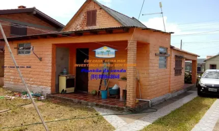 Casa para Venda em Cidreira, Centro, 3 dormitórios, 2 banheiros, 1 vaga