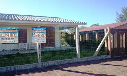 Casa para Venda em Cidreira, Centro, 5 dormitórios, 1 suíte, 2 banheiros, 1 vaga