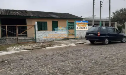 Casa para Venda em Cidreira, Parque dos Pinos, 2 dormitórios, 1 banheiro, 1 vaga