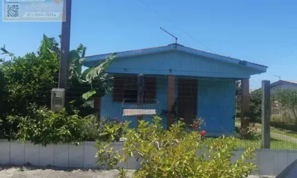 Casa para Venda em Cidreira, Centro, 2 dormitórios, 2 banheiros, 1 vaga