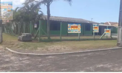 Casa para Venda em Cidreira, Centro, 4 dormitórios, 2 banheiros, 2 vagas