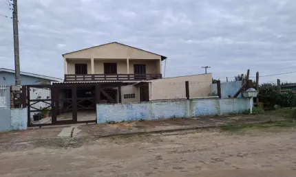 Casa / Sobrado para Venda em Cidreira, Costa do sol, 5 dormitórios, 2 banheiros, 2 vagas