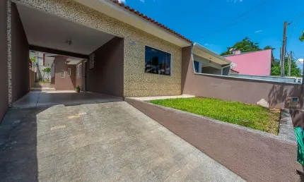 Casa para Venda em São José dos Pinhais, Itália, 2 dormitórios, 1 banheiro, 2 vagas
