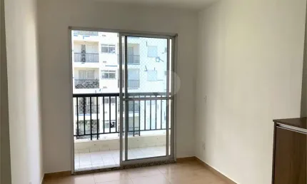 Apartamento com 2 quartos para locação em Vila Anastácio - SP