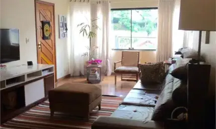 Sobrado com 4 quartos à venda em Jardim Pinheiros - SP