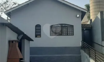 Casa térrea com 4 quartos à venda em Vila Santa Edwiges - SP