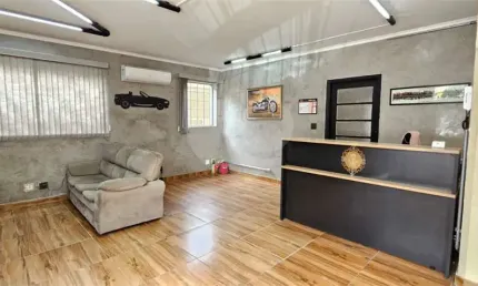 Casa com 3 quartos para alugar na Rua Gomes Freire, Lapa, São Paulo